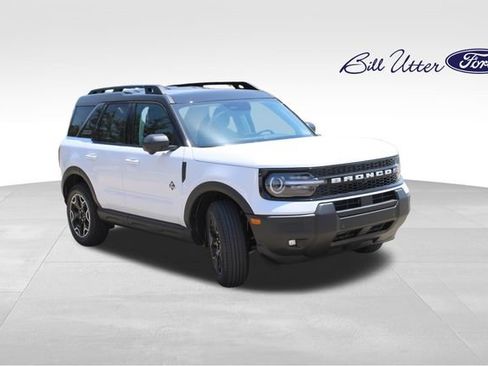 New 2026 Ford Bronco Sport Outer Banks w/ Outer Banks Tech Package+ AWD/4WD image 2