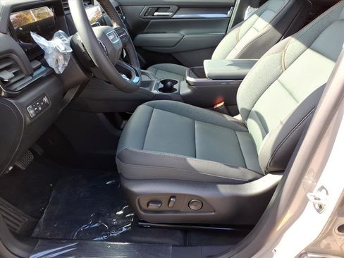 New 2026 GMC Terrain AT4 w/ Technology Package II image 14