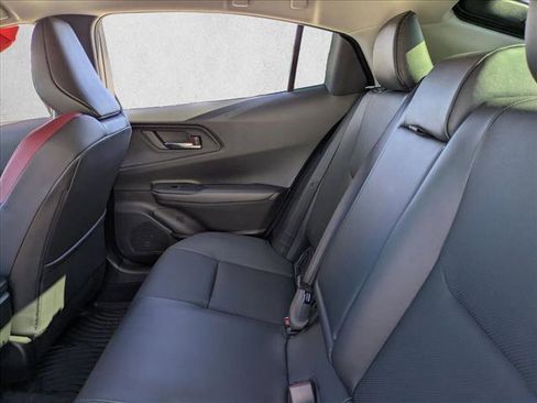 Certified 2025 Toyota Prius Plug-In Hybrid image 17