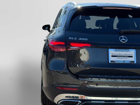 Certified 2025 Mercedes-Benz GLC 300 image 11