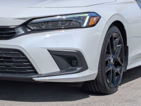 Used 2023 Honda Civic Sport image 10