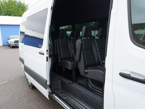 Used 2025 Mercedes-Benz Sprinter 2500 image 21