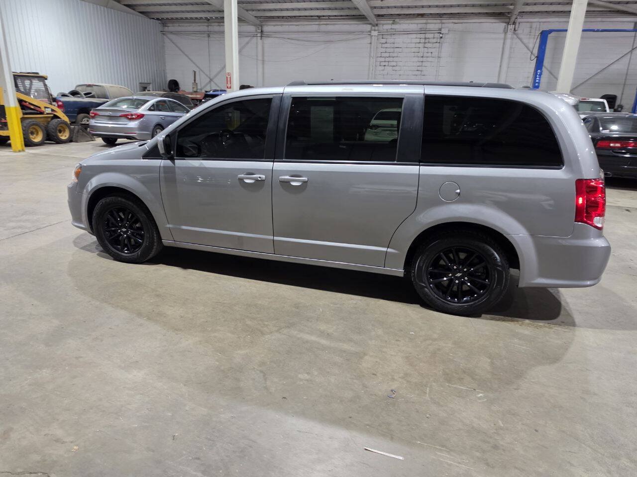 Used 2019 Dodge Grand Caravan GT FWD image 6