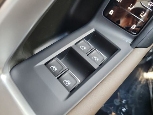 Certified 2025 Audi Q5 Prestige AWD/4WD image 17