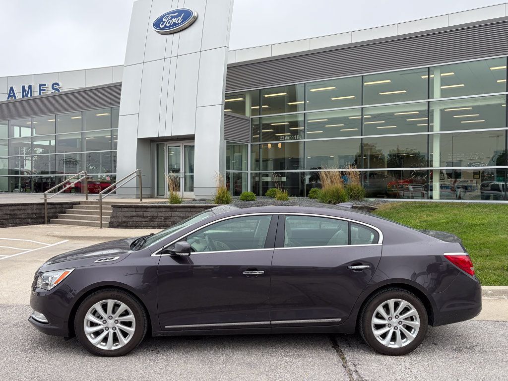 Used 2015 Buick LaCrosse Leather FWD image 3