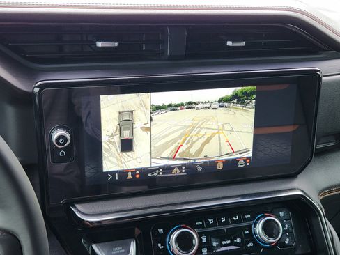 Used 2024 GMC Sierra 1500 AT4 w/ AT4 Preferred Package AWD/4WD image 23