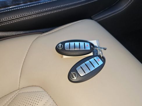 Used 2024 Nissan Armada Platinum w/ Captain's Chairs Package image 18