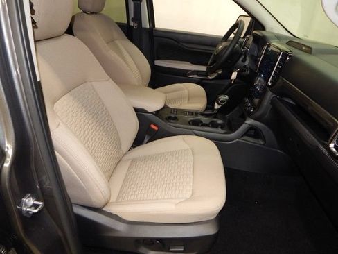 Used 2024 Ford Ranger XLT w/ Technology Package RWD image 21