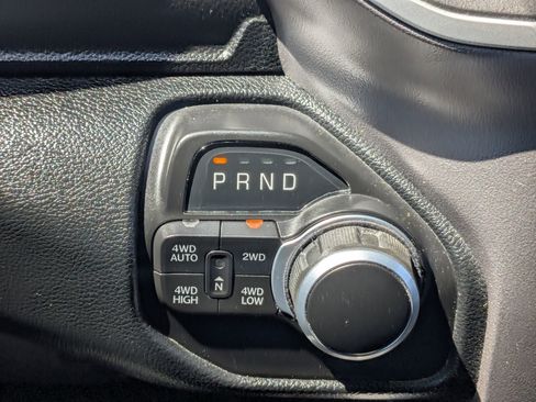 Used 2022 RAM 1500 Big Horn AWD/4WD image 19