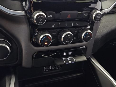 Used 2023 RAM 1500 Lone Star AWD/4WD image 17