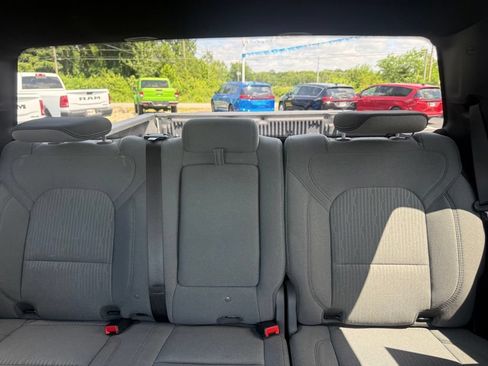 Used 2022 RAM 1500 Big Horn AWD/4WD image 33