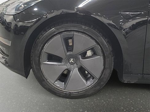 Used 2022 Tesla Model 3 image 28
