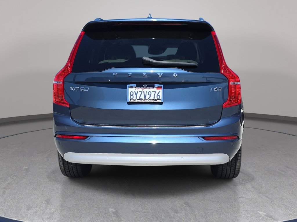 Used 2022 Volvo XC90 T6 Momentum AWD/4WD image 7