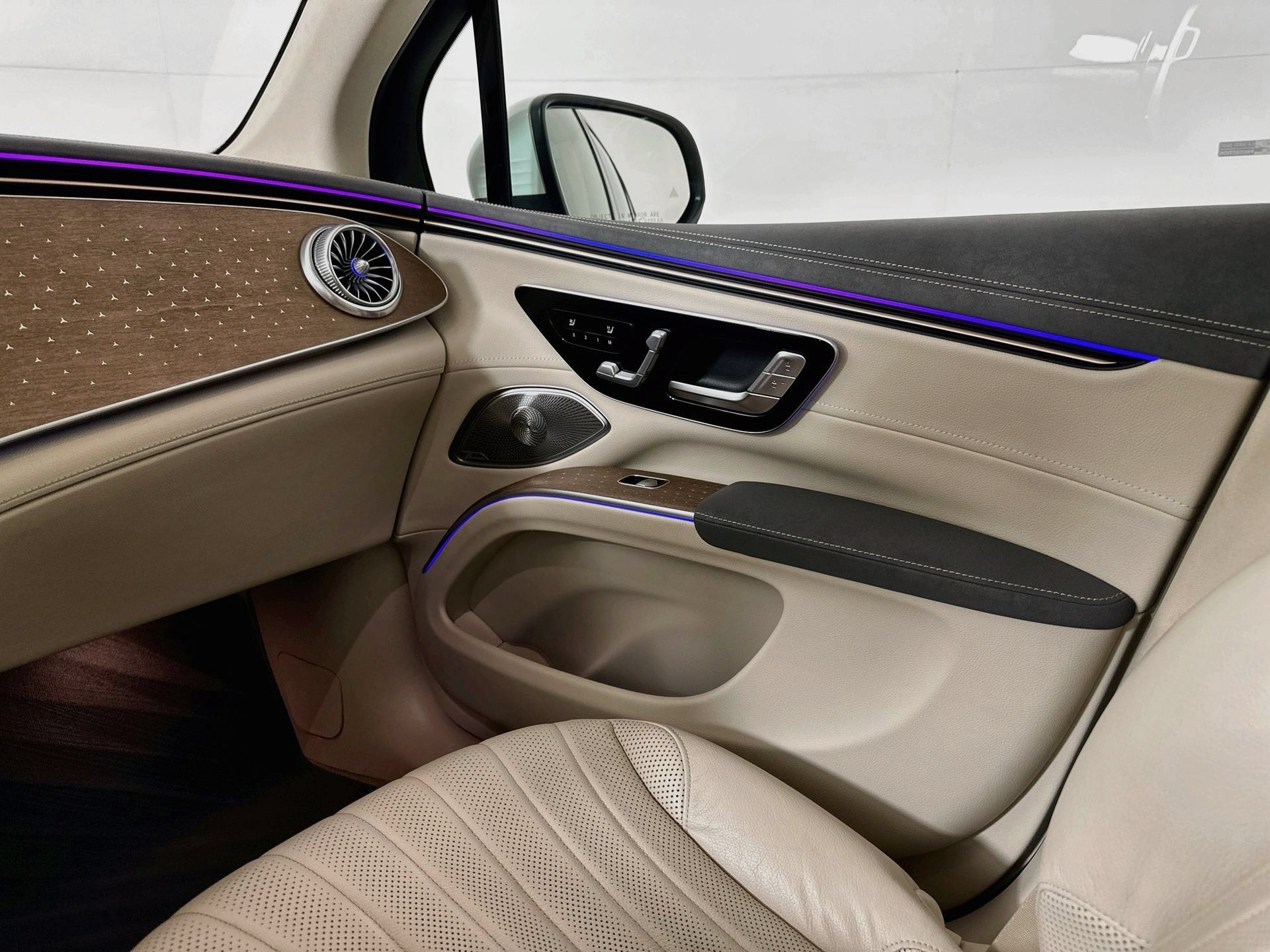 Certified 2023 Mercedes-Benz EQS 450+ SUV image 26