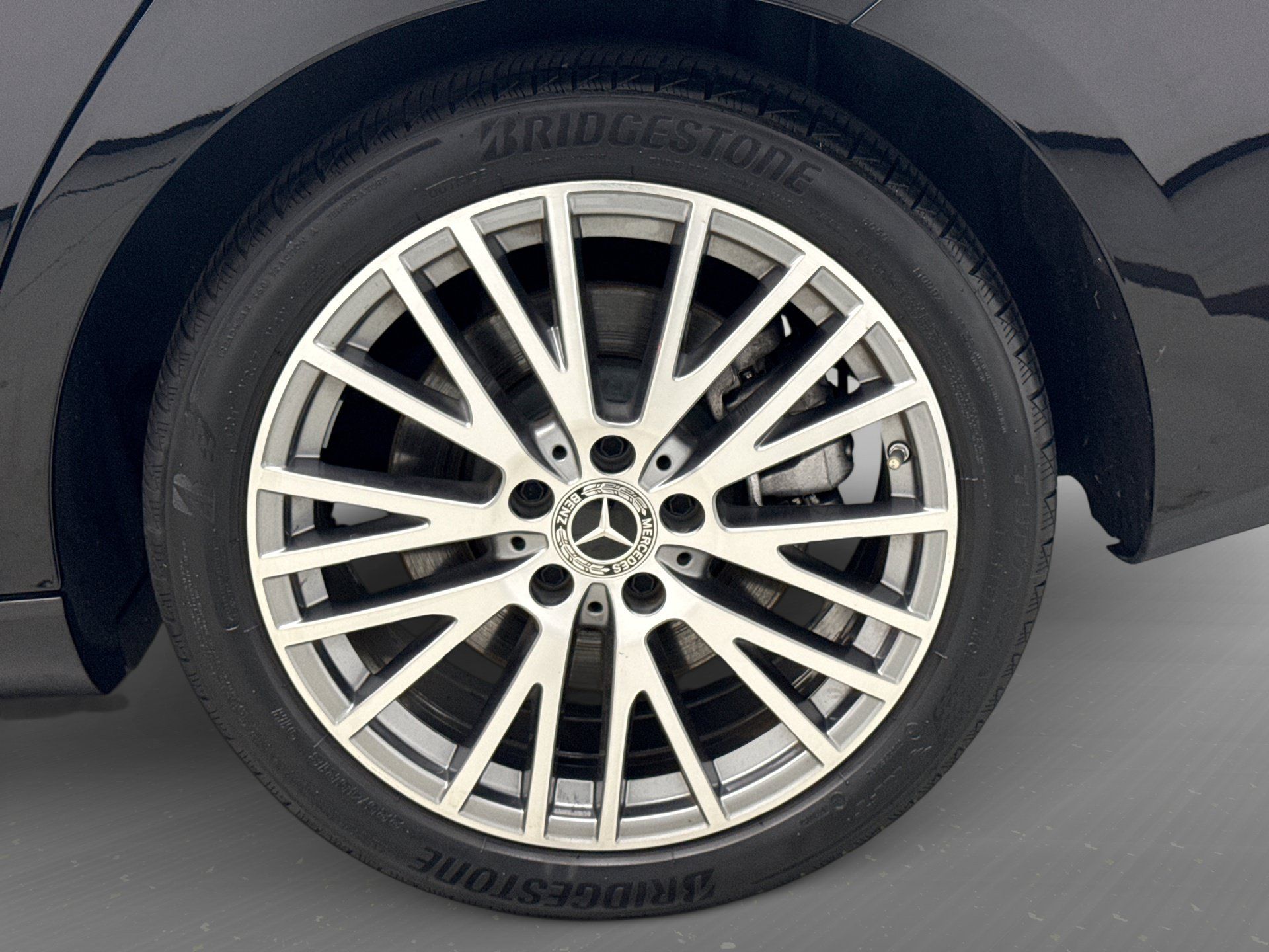 Used 2023 Mercedes-Benz CLA 250 4MATIC image 27