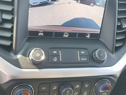 Used 2022 GMC Acadia SLE w/ Driver Convenience Package AWD/4WD image 27