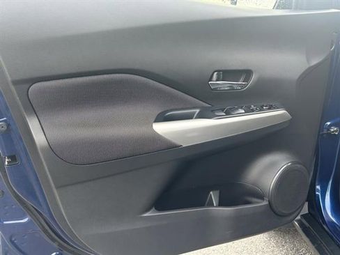 Used 2020 Nissan Kicks SV image 20