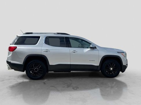 Used 2017 GMC Acadia SLE w/ LPO, Floor Liner Package AWD/4WD image 7