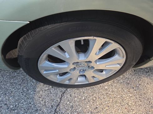 Used 2008 Toyota Avalon XLS image 24