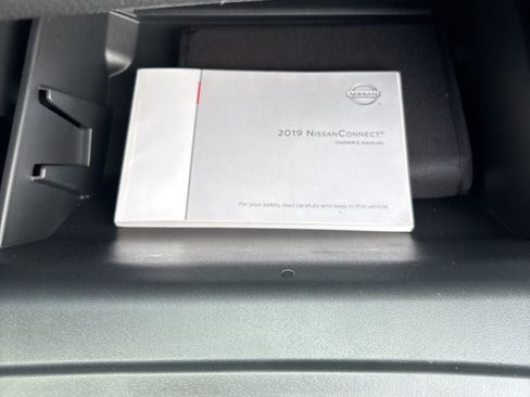 Used 2019 Nissan Rogue SV image 28