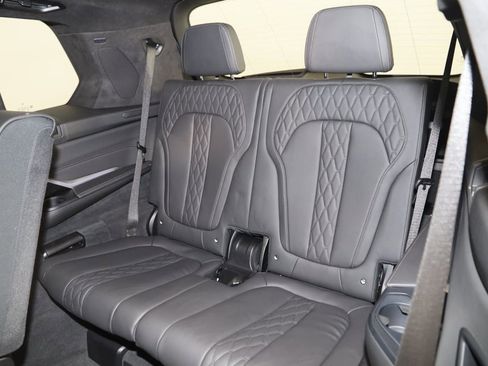 Used 2023 BMW X7 M60i w/ Executive Package image 65
