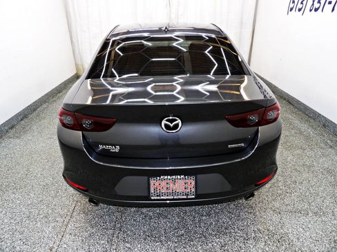 Used 2019 MAZDA MAZDA3 AWD Sedan w/ Preferred Package image 5