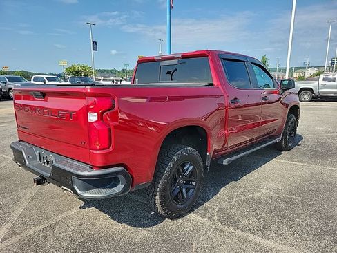 Used 2021 Chevrolet Silverado 1500 LT Trail Boss w/ Convenience Package II AWD/4WD image 7