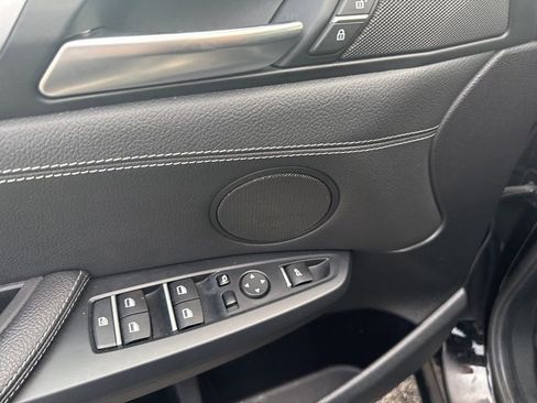 Used 2017 BMW X3 xDrive28i image 8