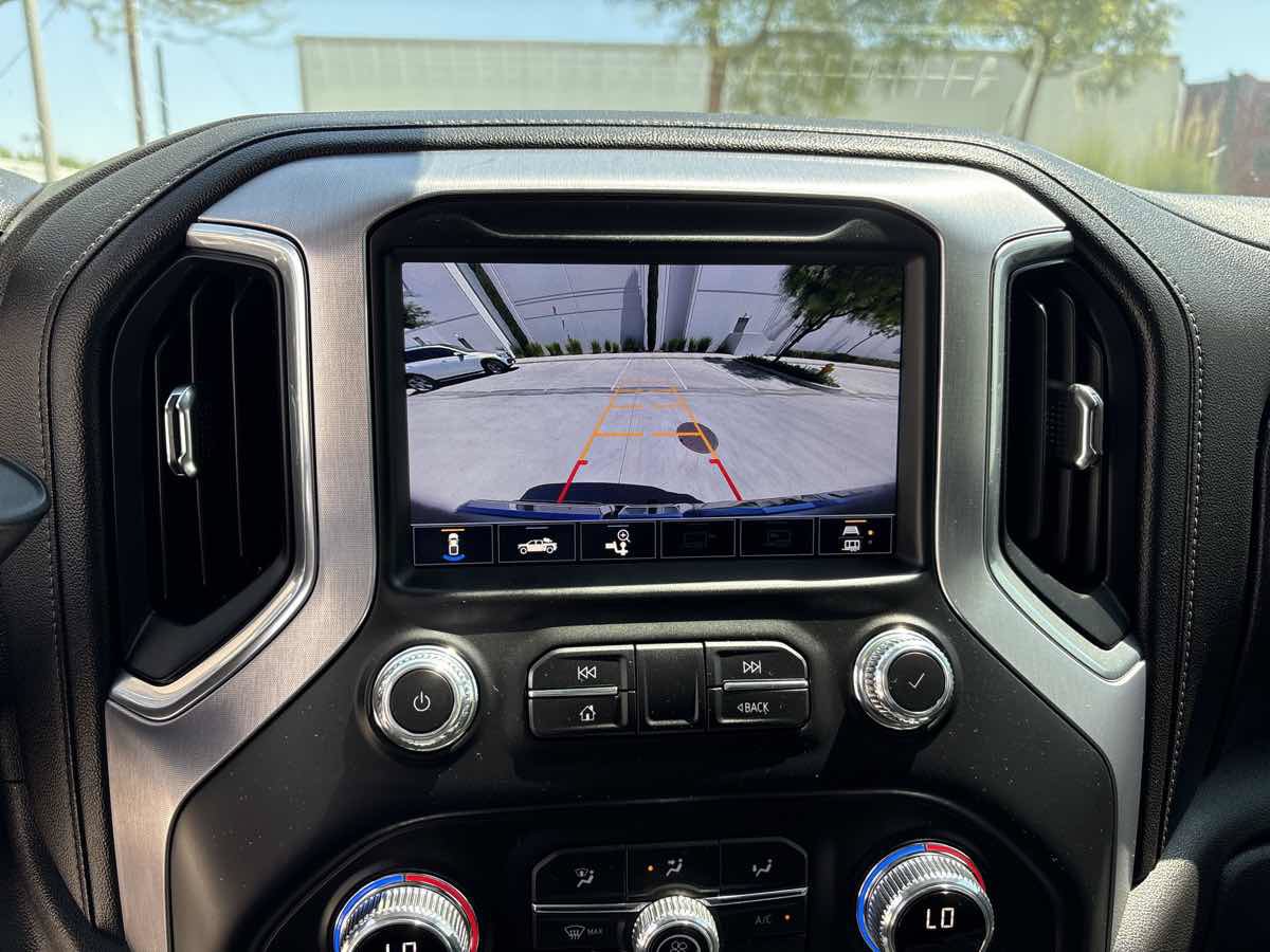 Used 2020 GMC Sierra 1500 SLT w/ SLT Premium Plus Package AWD/4WD image 25