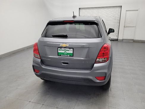 Used 2020 Chevrolet Trax LS w/ Tint and Cruise Package AWD/4WD image 7