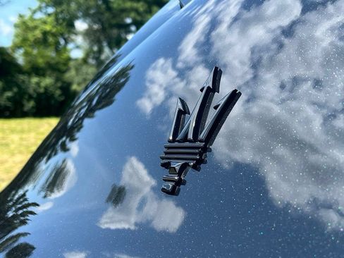 Used 2022 Maserati Levante Modena S AWD/4WD image 14