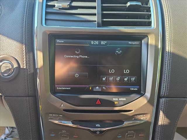 Used 2015 Lincoln MKX FWD w/ Equipment Group 102A image 13