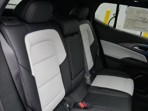 New 2026 Chevrolet Equinox EV LT image 26