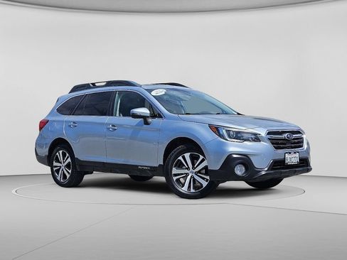 Used 2019 Subaru Outback 2.5i Limited AWD/4WD image 4