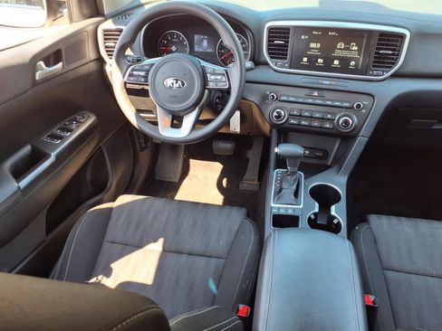 Used 2021 Kia Sportage LX image 14