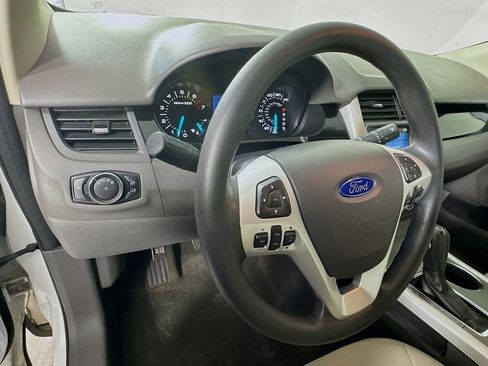 Used 2014 Ford Edge SE w/ Equipment Group 101A FWD image 11