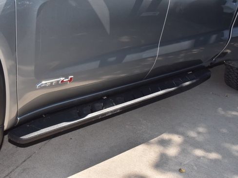 Used 2025 GMC Sierra 1500 AT4 w/ AT4 Premium Package AWD/4WD image 37
