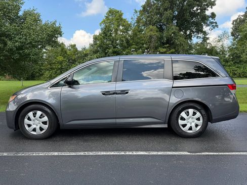 Used 2014 Honda Odyssey LX image 8