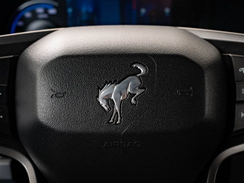 Used 2021 Ford Bronco Black Diamond image 33