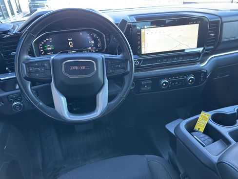 Used 2024 GMC Sierra 3500 SLE w/ SLE Convenience Package image 13