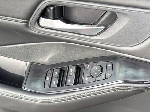 New 2026 Nissan Rogue SV AWD/4WD image 20
