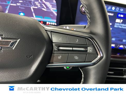 Used 2025 Chevrolet Traverse Z71 w/ Enhanced Driving Package AWD/4WD image 14