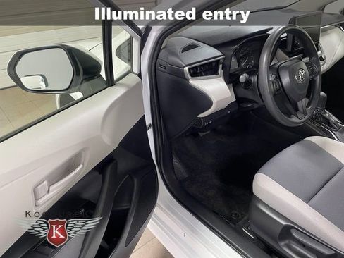 Used 2024 Toyota Corolla LE image 11