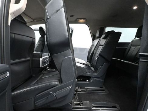 Used 2024 Ford Expedition Max XLT image 40