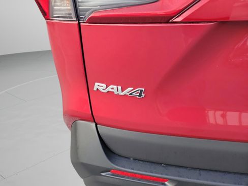 Certified 2025 Toyota RAV4 XLE image 20