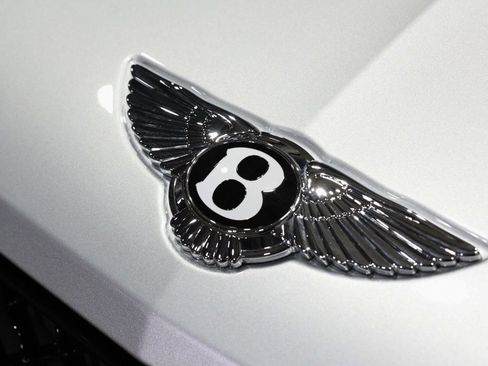 Used 2022 Bentley Bentayga image 16