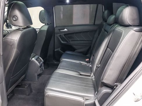 Used 2022 Volkswagen Tiguan SE R-Line FWD image 23
