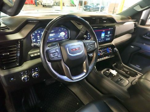 Used 2024 GMC Sierra 2500 AT4 w/ Technology Package AWD/4WD image 23