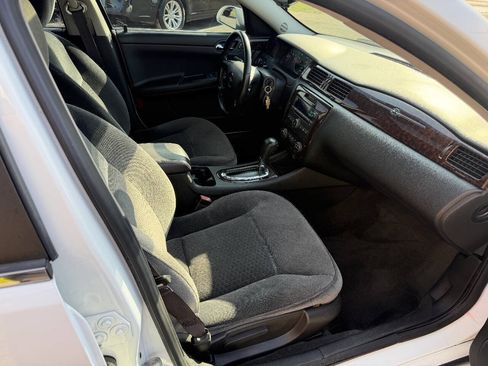 Used 2012 Chevrolet Impala LT w/ LT Sunroof Package FWD image 6