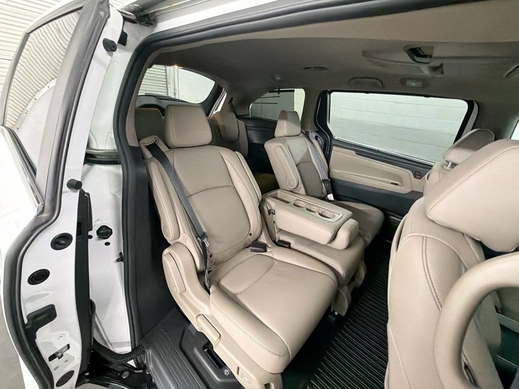 Certified 2024 Honda Odyssey Touring image 27